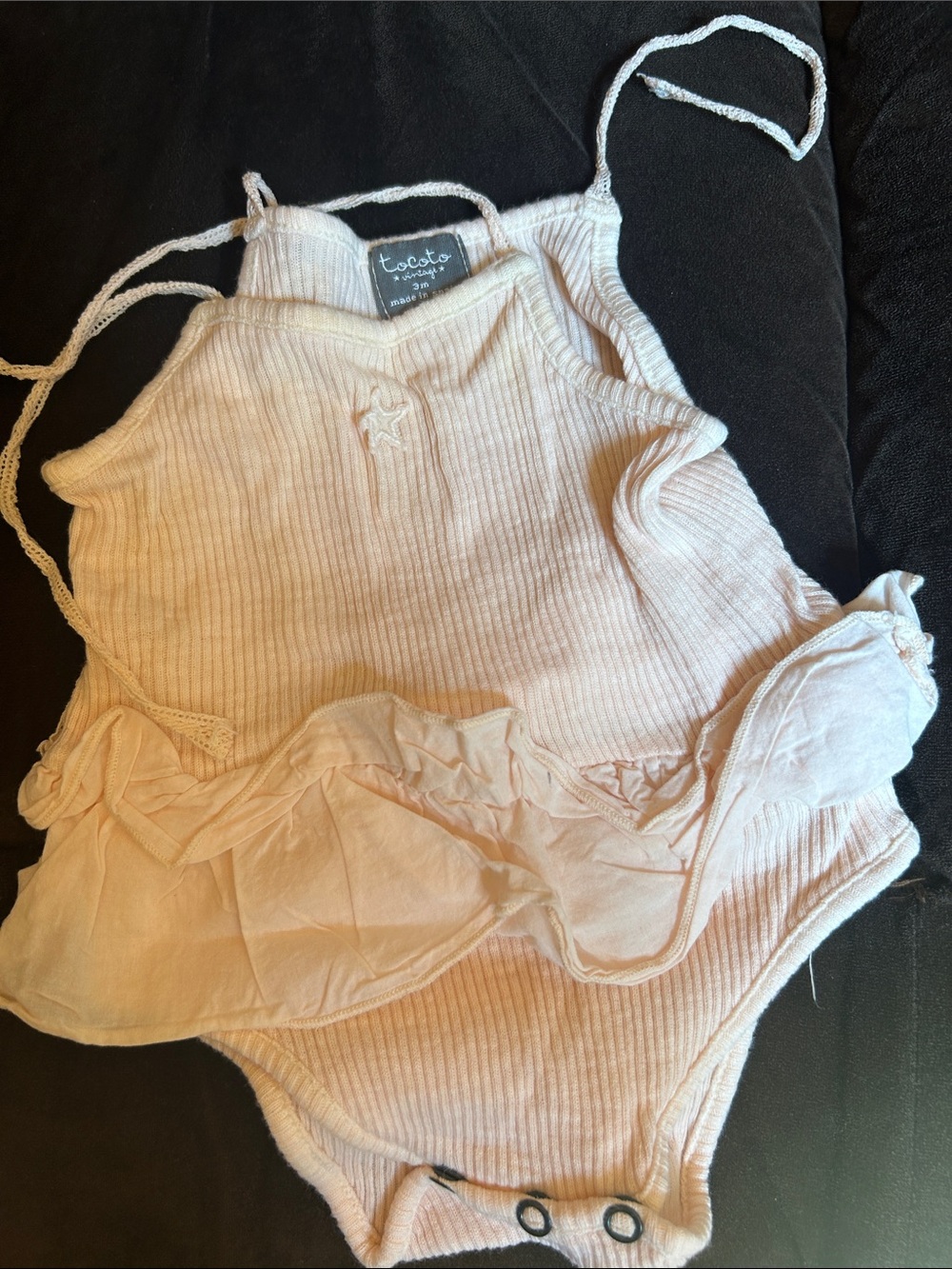 tocoto vintage pink ribbed baby bodysuit with ruffle 3m